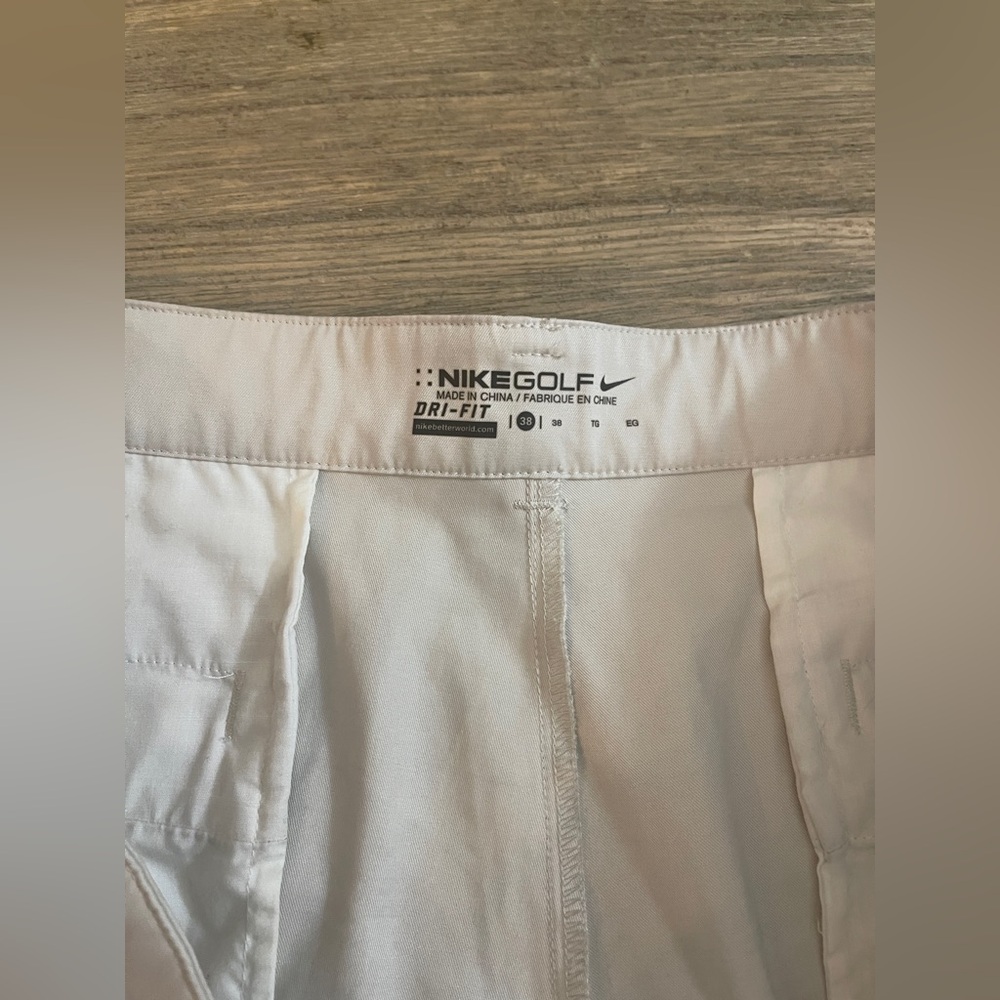 Men’s Nike Golf Shorts, Khaki Size 38 - Picture 5 of 8